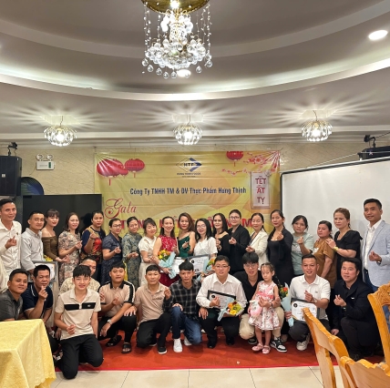 HƯNG THỊNH 2025: TRỌN TÂM GIAO – TRAO SỨC KHỎE