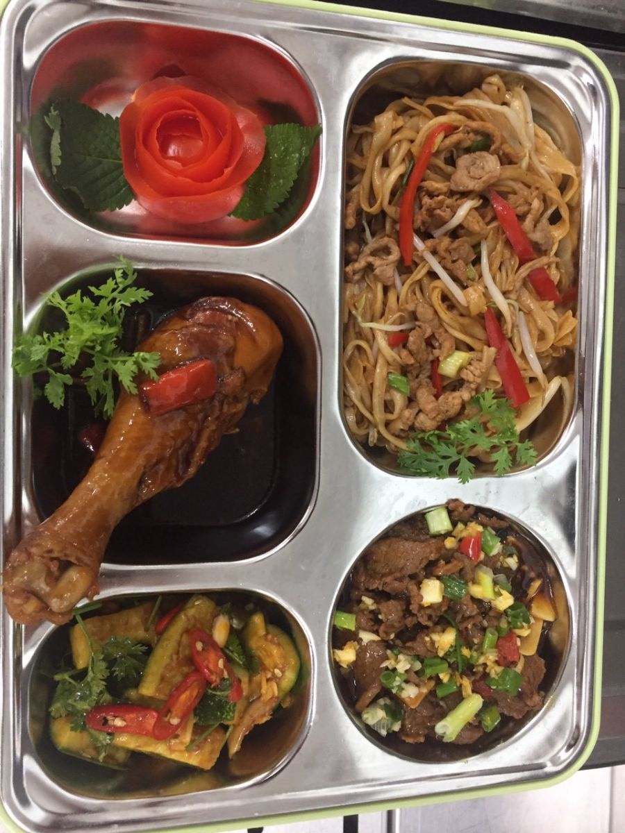 Suất ăn trường học bệnh viện dinh dưỡng an toàn Hưng Thịnh Foods